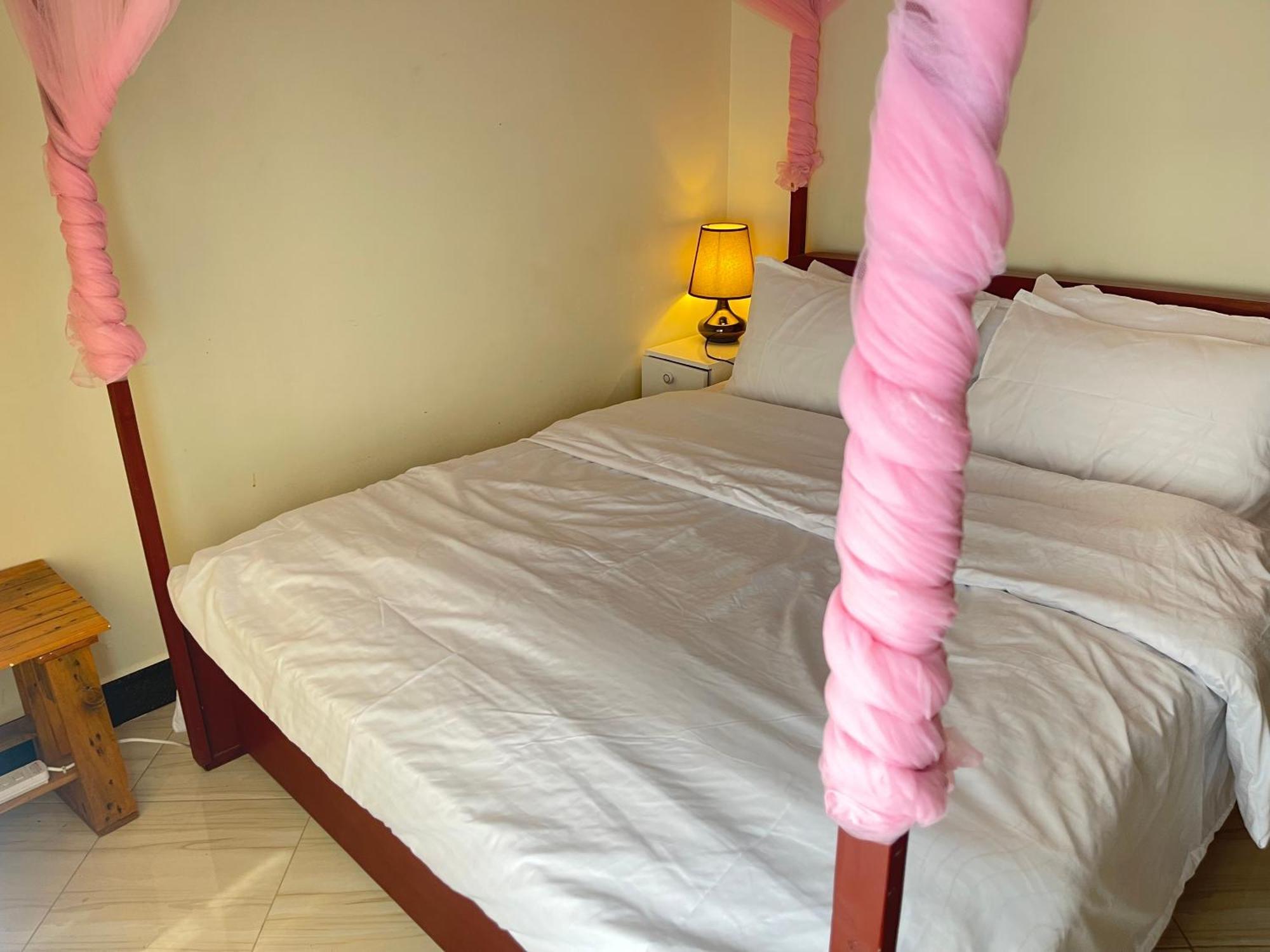 Home Villa Eco Boutique Hostel